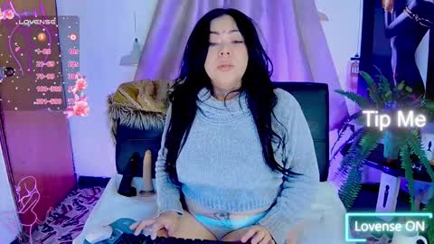 Snapshot of pervertmom_ chatting on 10-11-25, 04:55 ESMERALDA online show from 10-11-25, 04:55