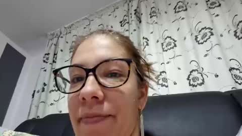 Lisa -  online show from 12-25-24, 11:54