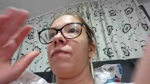 Lisa -  online show from 12-27-24, 07:14
