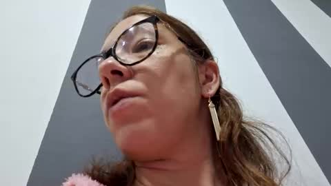 Lisa -  online show from 12-30-24, 06:27