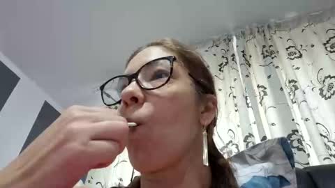 Lisa -  online show from 12-31-24, 11:42