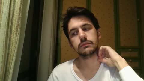 Snapshot of pescadofish chatting on 11-18-25, 01:44 fer mlg online show from 11-18-25, 01:44