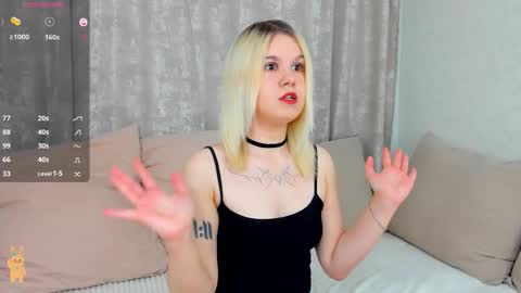 Astrid and Mia online show from 10-05-25, 05:00