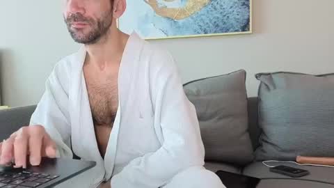 Snapshot of peter23andrew88 chatting on 02-11-25, 05:26 peter23andrew88 online show from 02-11-25, 05:26