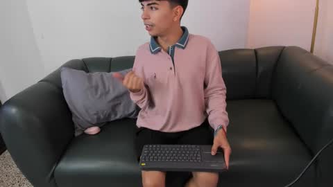 Peter online show from 11-25-25, 06:30