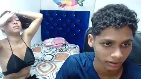 Snapshot of peter_hard_cock chatting on 02-05-25, 11:28 Peter and Shopia online show from 02-05-25, 11:28