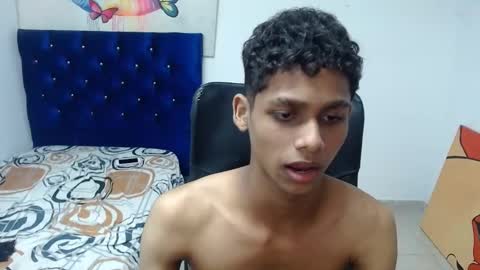 Snapshot of peter_hard_cock chatting on 02-07-25, 01:47 Peter and Shopia online show from 02-07-25, 01:47