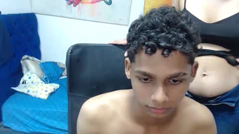 Snapshot of peter_hard_cock chatting on 02-27-25, 11:26 Peter and Shopia online show from 02-27-25, 11:26