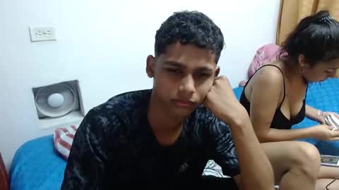 Snapshot of peter_hard_cock chatting on 03-09-25, 12:21 Peter and Shopia online show from 03-09-25, 12:21