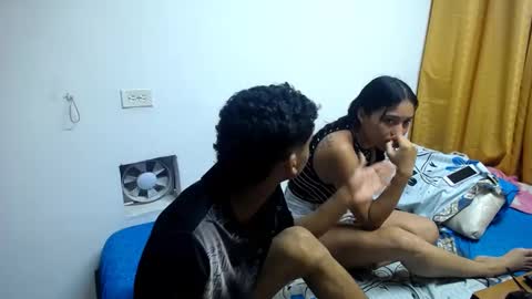 Snapshot of peter_hard_cock chatting on 03-12-25, 03:13 Peter and Shopia online show from 03-12-25, 03:13