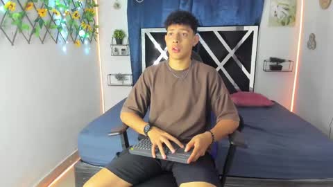 Snapshot of peter_palmer chatting on 09-12-25, 05:40 peter_palmer online show from 09-12-25, 05:40