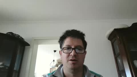 Snapshot of peter_s1275 chatting on 03-05-25, 11:17 Peter online show from 03-05-25, 11:17