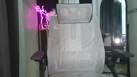 abby online show from 10-28-25, 05:48