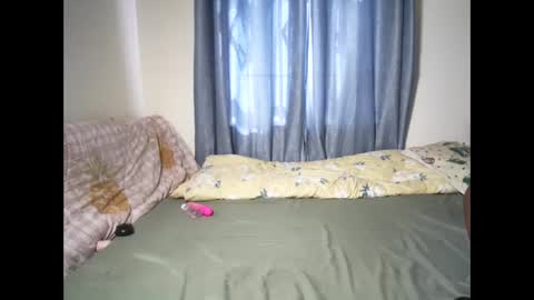 petite_funnie online show from 09-20-25, 07:09
