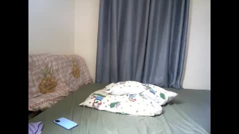 Snapshot of petite_funnie chatting on 10-07-25, 06:38 petite_funnie online show from 10-07-25, 06:38