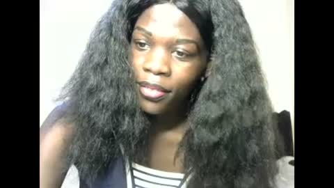 petite_lavi2 online show from 02-20-25, 12:19