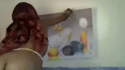 Snapshot of petite_lunar chatting on 11-03-25, 04:08 Lunar online show from 11-03-25, 04:08