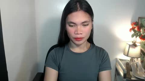 petite_pauline online show from 02-21-26, 10:27