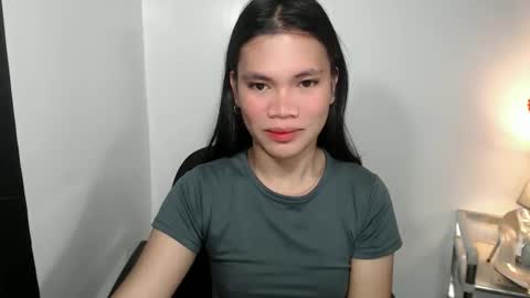 petite_pauline online show from 02-23-26, 05:27
