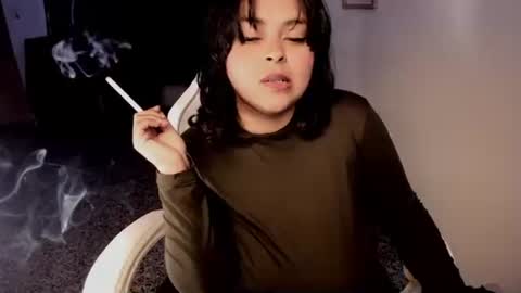 Snapshot of petitelilo1 chatting on 02-25-25, 03:31 Lilo online show from 02-25-25, 03:31
