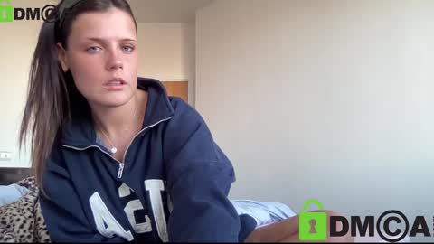 Snapshot of petiteminxlara chatting on 03-05-25, 05:08 lara online show from 03-05-25, 05:08