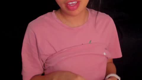 Snapshot of petitgirl_ chatting on 12-30-24, 08:25 J A S S online show from 12-30-24, 08:25