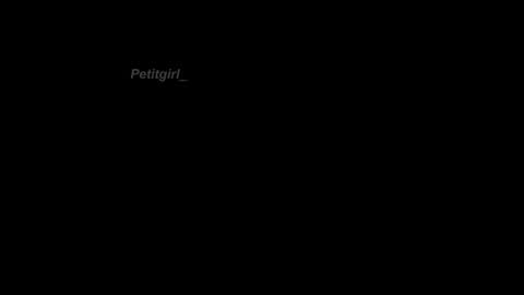 Snapshot of petitgirl_ chatting on 01-26-25, 10:13 J A S S online show from 01-26-25, 10:13