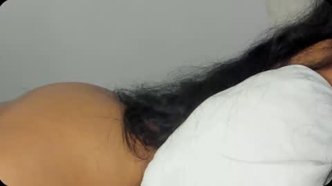 Snapshot of petitgirl_ chatting on 02-15-25, 10:42 J A S S online show from 02-15-25, 10:42