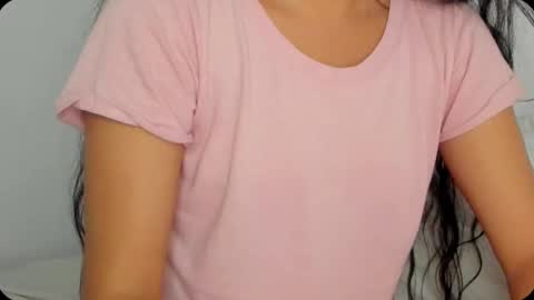 Snapshot of petitgirl_ chatting on 02-22-25, 03:56 J A S S online show from 02-22-25, 03:56