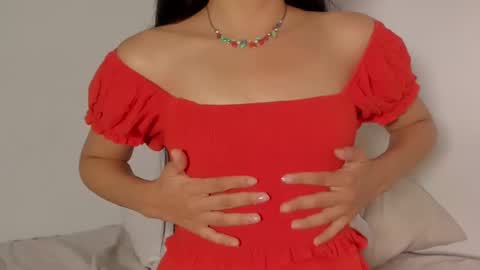 Snapshot of petitgirl_ chatting on 02-27-25, 06:09 J A S S online show from 02-27-25, 06:09