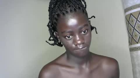 Snapshot of petitte_gyaal chatting on 11-05-25, 12:21 petitte_gyaal online show from 11-05-25, 12:21