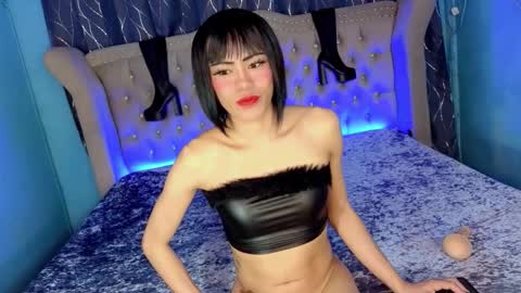 Snapshot of pettie_bigload chatting on 09-30-25, 06:51 Jim online show from 09-30-25, 06:51