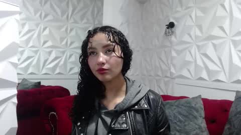 Moon  online show from 10-23-25, 11:53