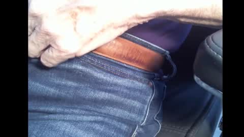 Snapshot of pg19531107 chatting on 02-01-26, 04:27 Paul online show from 02-01-26, 04:27