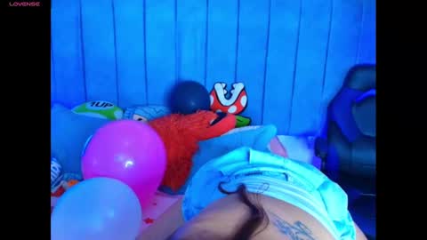 Phamela Holter online show from 10-31-25, 04:19