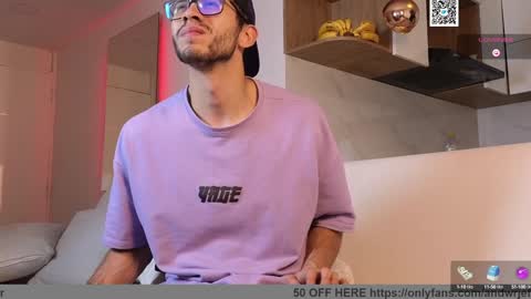 phantom_bigger1 online show from 02-06-25, 11:32