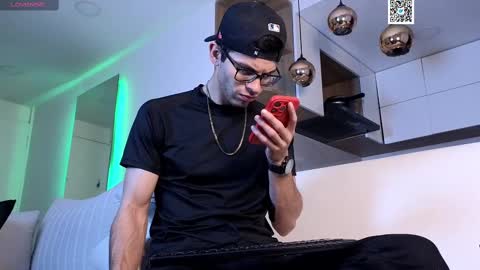 phantom_bigger1 online show from 02-13-25, 11:17