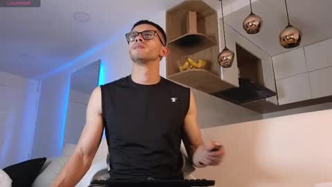 phantom_bigger1 online show from 03-04-25, 11:51