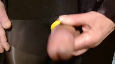 Snapshot of phathead100 chatting on 01-02-25, 03:29 phathead100 online show from 01-02-25, 03:29