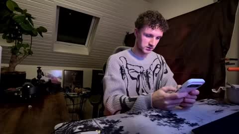 Snapshot of philipp_gtx chatting on 02-02-25, 06:31 philipp_gtx online show from 02-02-25, 06:31