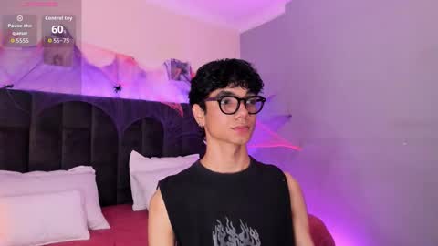 Phillip online show from 10-15-25, 10:10