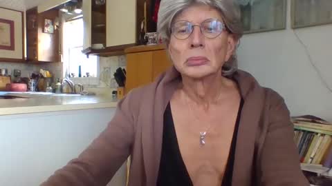 phillipa online show from 01-13-25, 06:59