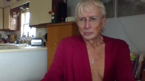 phillipa online show from 11-15-25, 05:42