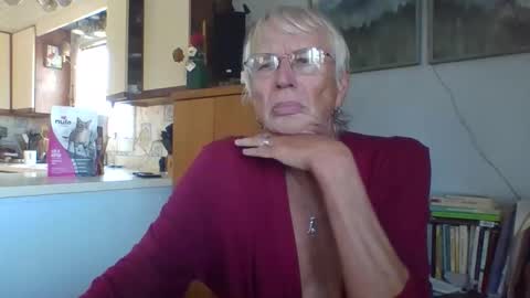 phillipa online show from 11-24-25, 03:56