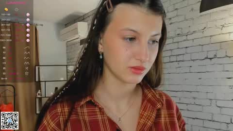 Emilia online show from 02-11-25, 06:22
