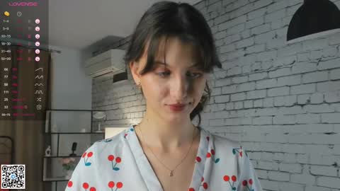Emilia online show from 02-13-25, 12:24