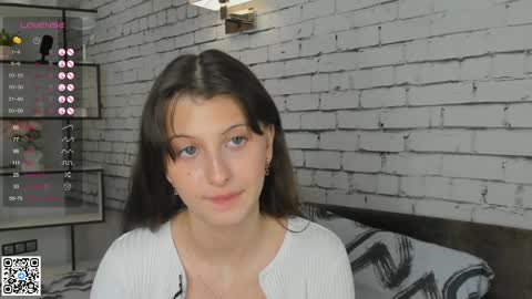Emilia online show from 02-18-25, 09:20