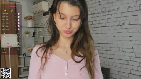 Emilia online show from 02-19-25, 12:25