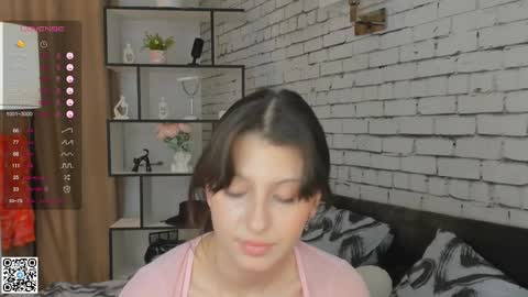Emilia online show from 02-23-25, 09:26
