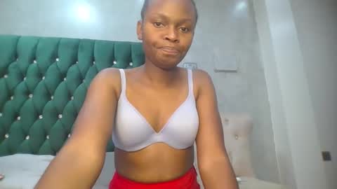 phoebe online show from 02-13-26, 09:44